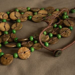 ketting met kokosschijfjes